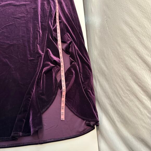 Lulus You Look Stunning Dark Purple Velvet Ruffled Maxi Dress Size L Formal NEW - Picture 12 of 15